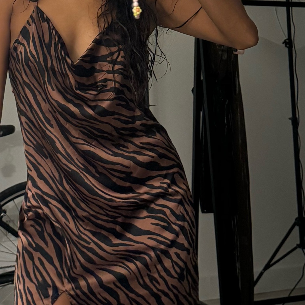 Elegant Brown Zebra Print Dress
